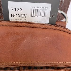 Jack Georges - Voyager Collection - Small convertible back pack - New